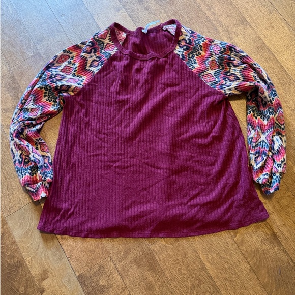 Honeyme Tops - Honeyme Burgundy Raglan Top with Multicolor Printed Sleeves